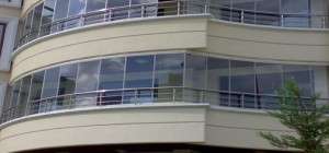 oval-cam-balkon